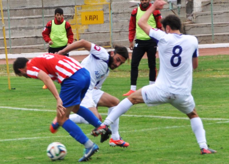 Afjet Afyonspor, jet gibi oyunuyla, Eğirdirspor'u affetmedi