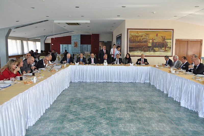 Eski Bakan ve Valiler Eğirdir'de ağırlandı