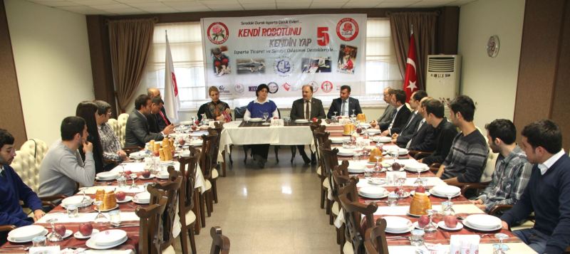 Kimsesiz çocuklar robot yapacak