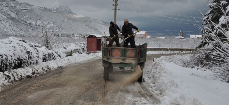 BEKLENEN KAR GELDİ...