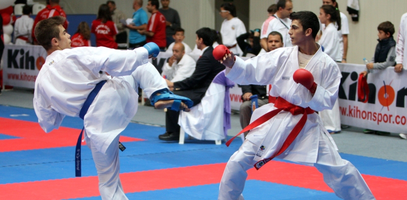 Taekwondo Grup Müsabakaları Ertelendi