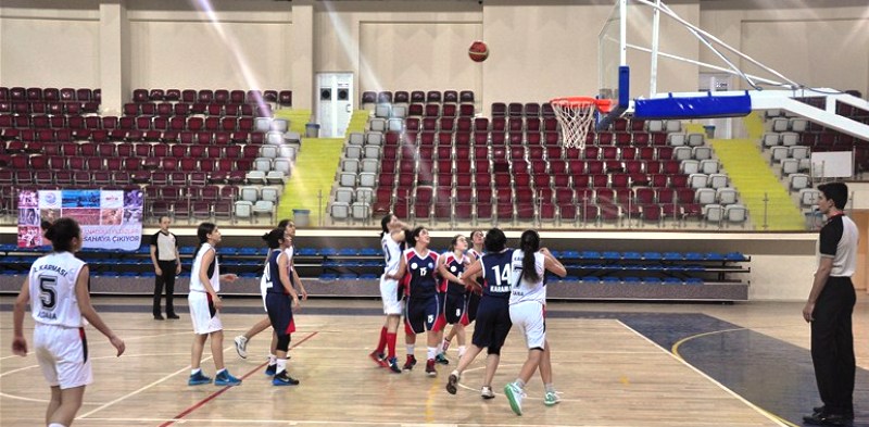 ISPARTA'LI BASKETBOLCU YILDIZLAR ÇEYREK FİNALDE