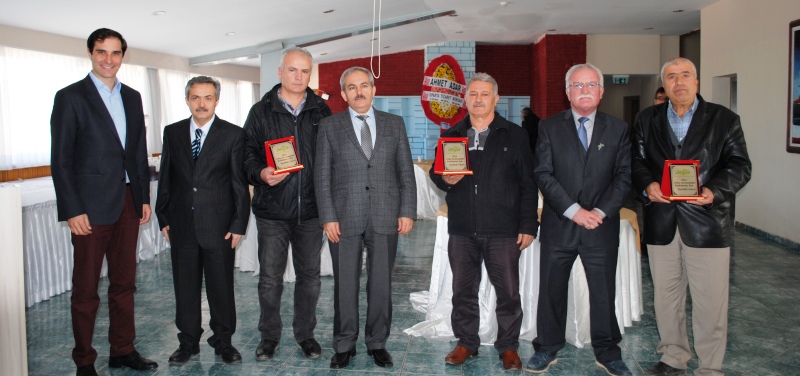 ASYA ELMA MÜSTAHSİLLERİNİ ÖDÜLLENDİRDİ...