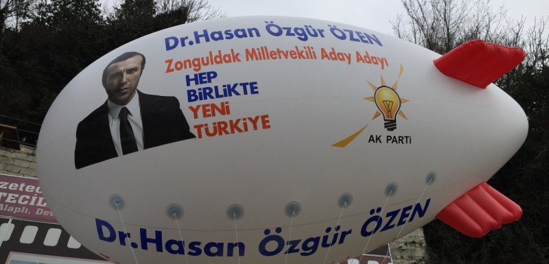 SEÇİM KAMPANYASINI GÖKYÜZÜNE TAŞIDI