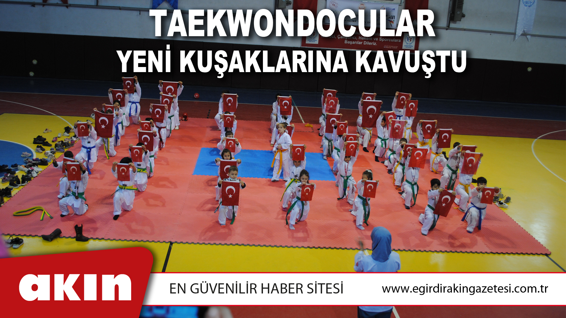 TAEKWONDOCULAR YENİ KUŞAKLARINA KAVUŞTU