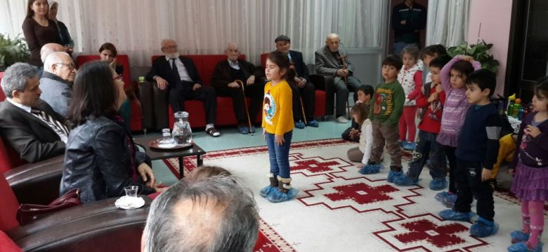 Minik Kalplerden Büyüklere Ziyaret