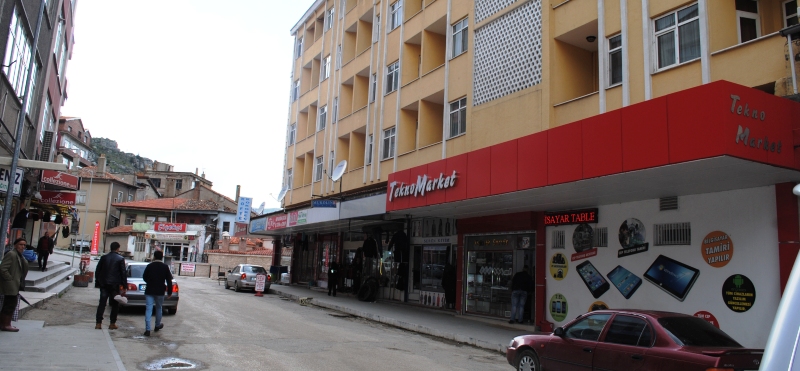 BELEDİYE DOKUZ İŞYERİNİ SATIYOR