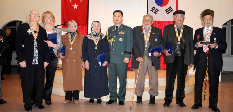 Isparta'lı Kore gazilerine madalya