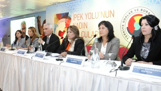 Isparta'lı girişimci kadınlar Konya'ya gitti