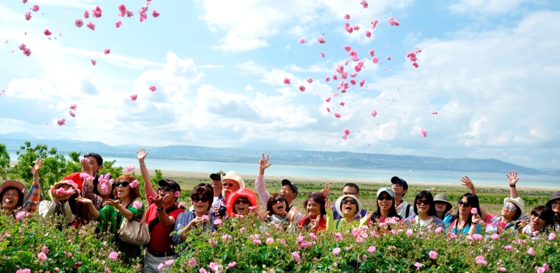 Gül kokulu turizmde yeni sezonun ilk kafileleri Isparta'da...