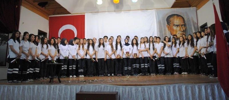 Eğirdir A.M.T.A. Lisesinden 78 Öğrenci Sağlık Ordusuna Katıldı...