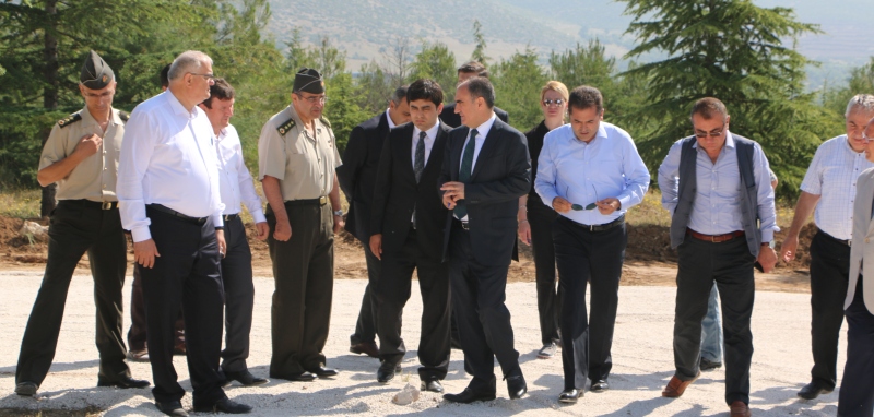 VALİ VAHDETTİN ÖZKAN ÇALIŞMALARI YERİNDE İNCELEDİ