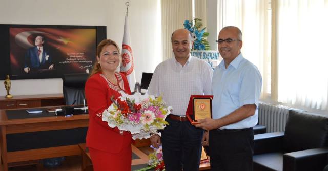 EĞİRDİR TURİZM VE OTELCİLİK YÜKSEKOKULU YÖNETİMİNDE DEVİR TESLİM