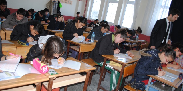 Isparta Eğitim Gönüllüleri Derneği'nden Üniversite ve TEOG tercih rehberliği hizmeti...