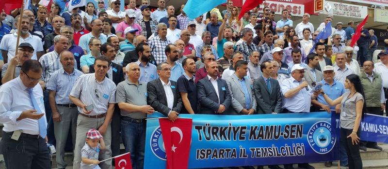 Isparta'dan Doğu Türkistan'a Destek...