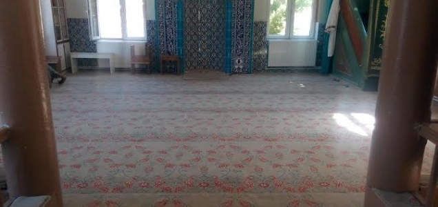 HASTANE CAMİİNİN HALILARI YENİLENDİ