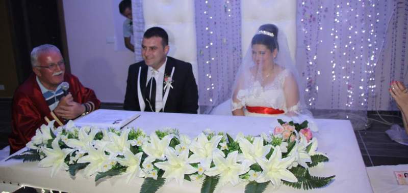 Ayten ile Fahrettin Dünyaevine Girdi