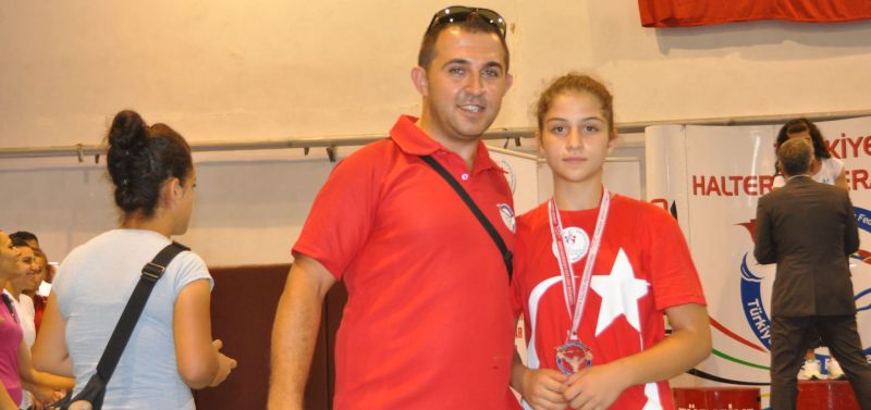 Ispartalı Fulya Büyükleblebi Türkiye Üçüncüsü Oldu