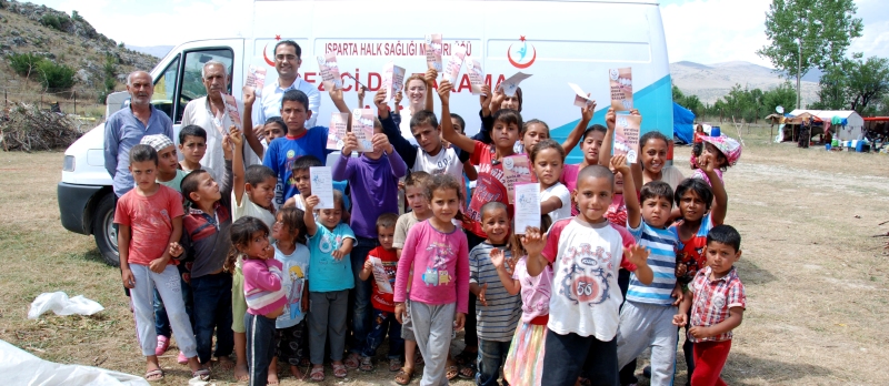 GEZİCİ AĞIZ VE DİŞ SAĞLIĞI TARAMA ARACI KÖYLERE HİZMET GÖTÜRMEYE DEVAM EDİYOR