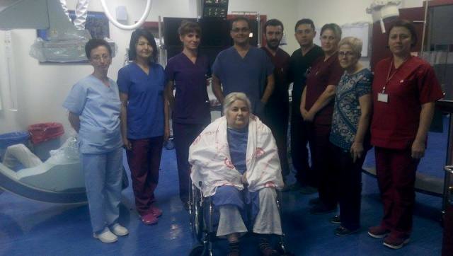 8 Aydır Yatağa Mahkum Olan Hasta Ayağa Kalktı