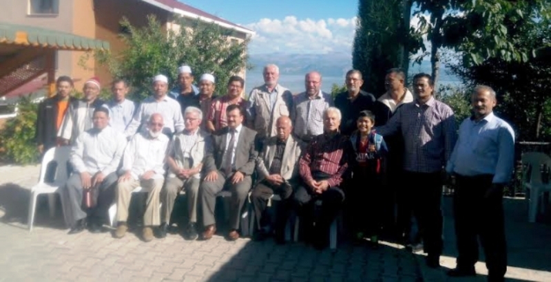 Barla Kur'an Kursuna Malezyalı Öğrencilerin Kayıtları Yapıldı