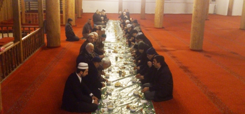 Hızırbey Camiinde  Sabah Namazı Buluşmaları