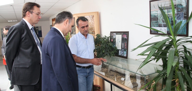 Vali Özkan SDÜ'yü Ziyaret Etti