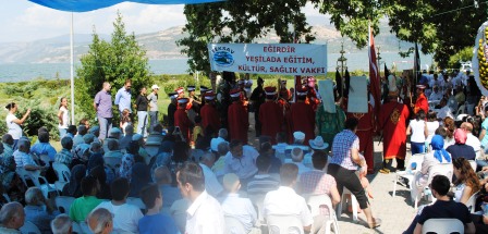YEKSAV'GELENEKSEL PİŞİ GÜNÜ YEŞİLADA'DA DÜZENLENDİ