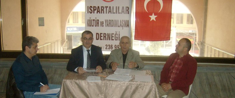 KONYA'DA ISPARTALILAR DERNEĞİ OLAĞAN GENEL KURULUNU YAPTI