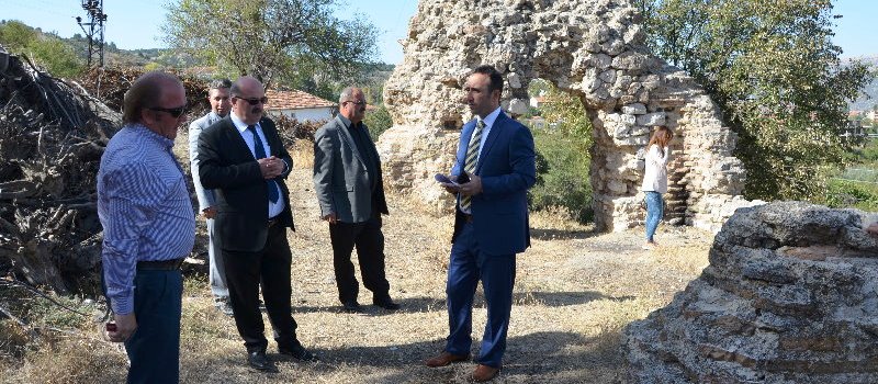 VAKIFLAR BÖLGE MÜDÜRLÜĞÜNDEN ULUBORLU'YA ZİYARET