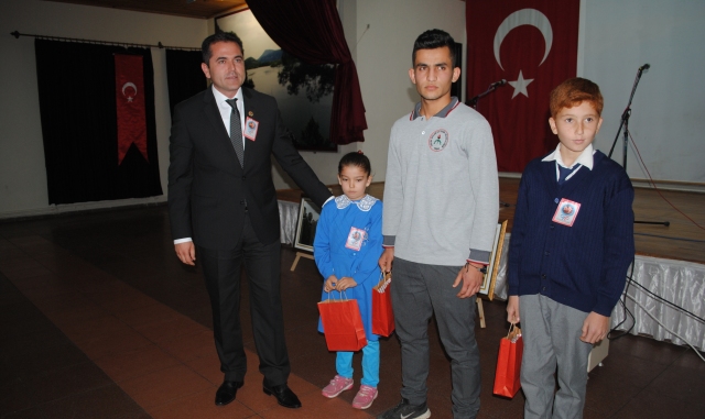 ATATÜRK'Ü ANLATTILAR, ÖDÜLLERİ KAZANDILAR