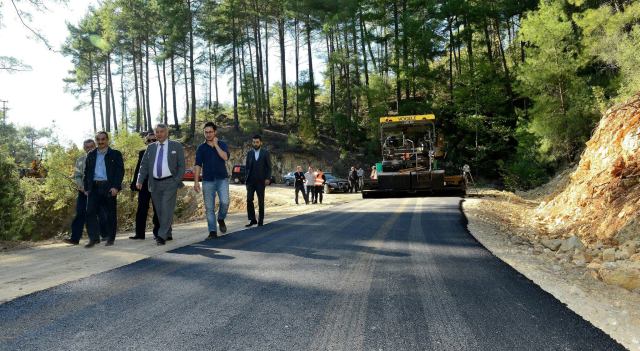 YAZILI KANYON YOLU ASFALTLANIYOR