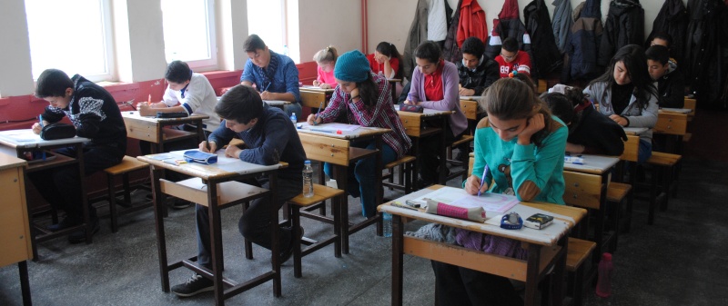 EĞİRDİR'DE 382 ÖĞRENCİ TEOG SINAVINA GİRDİ...