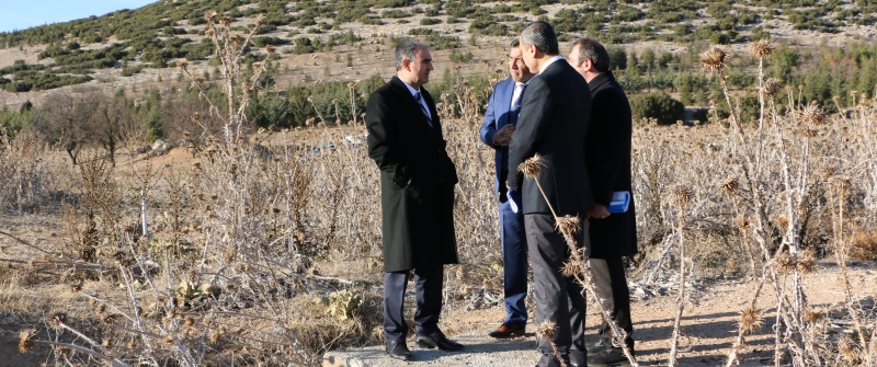 VALİ ÖZKAN YURT ARAZİSİNDE İNCELEMERDE BULUNDU