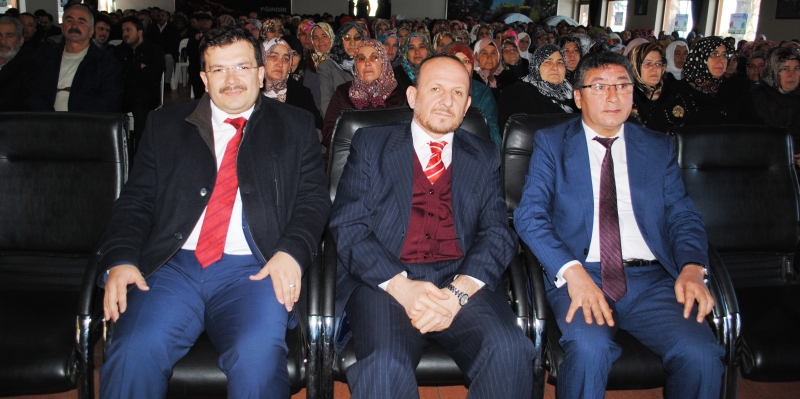 İl Müftüsü Galip Akın, Eğirdir'de Konferans Verdi