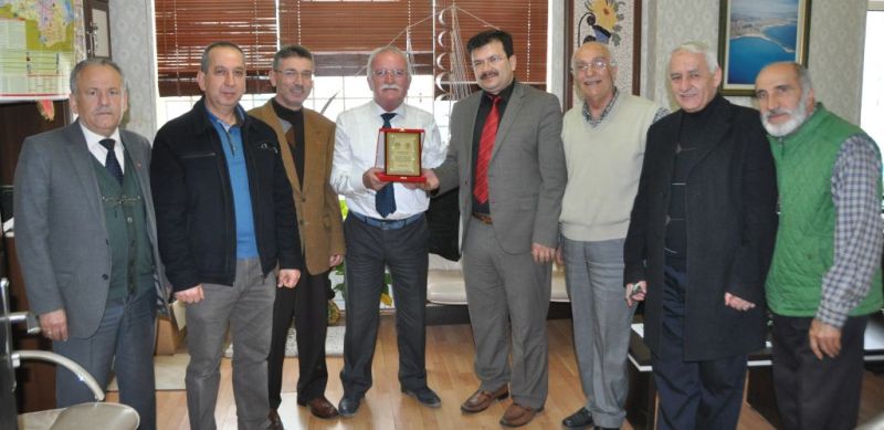 Türk Diyanet Vakfı Eğirdir Şubesinden Başkan Şengöl'e Teşekkür Plaketi