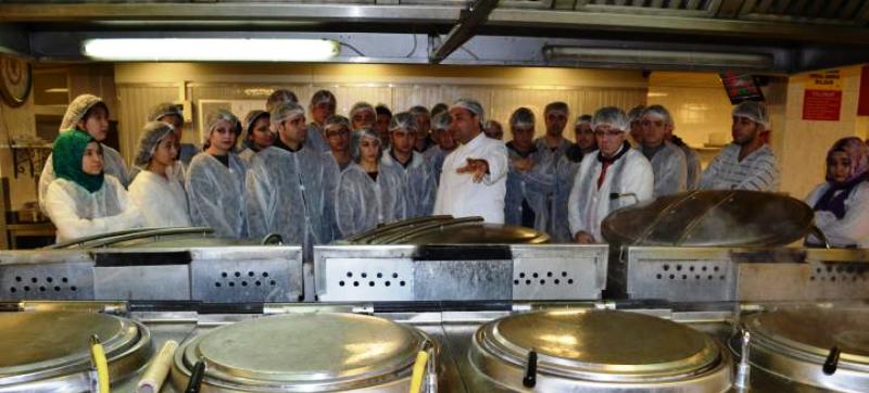 Eğirdir MYO Aşçılık Programı Mutfaktan Mutfağa Teknik Gezideydi
