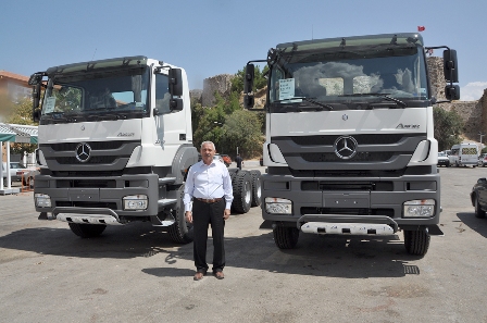 EĞİRDİR BELEDİYESİ'NİN YENİ MERCEDES KAMYONLARI GELDİ