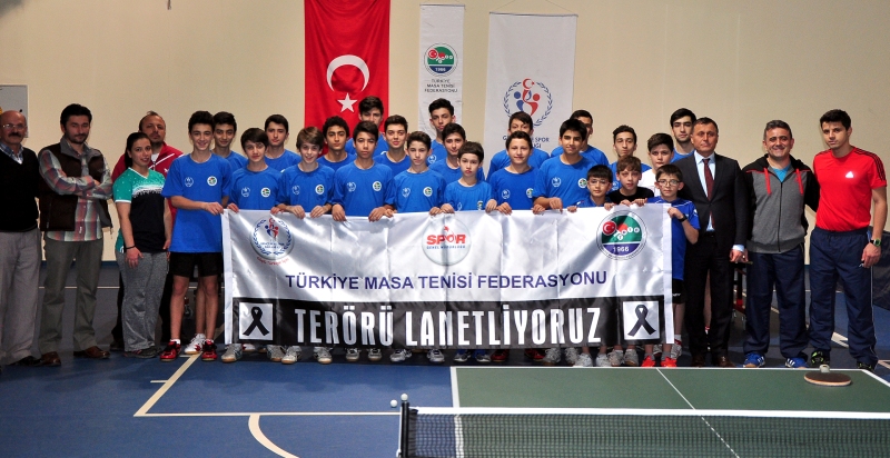 MİLLİ TAKIM KAMPINDA TERÖRE TEPKİ