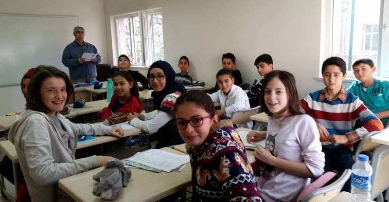 EĞİRDİR GENÇLİK MERKEZİNDE İNGİLİZCE DERSLERİ DEVAM EDİYOR