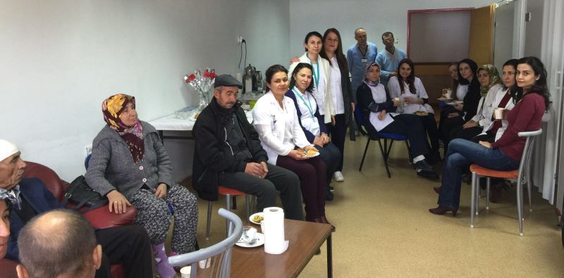 Eğirdir Hastanesi'nde Dünya Böbrek Günü Çay Etkinliği Düzenlendi