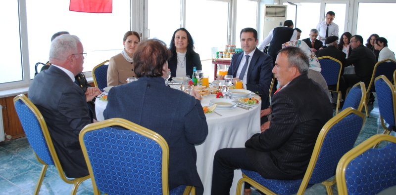 Kaymakam Akdaş, Şehit, Gazi Ailelerini Ağırladı...