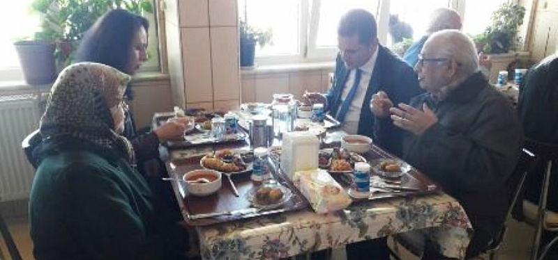 KAYMAKAM AKDAŞ HUZUREVİNİ ZİYARET ETTİ