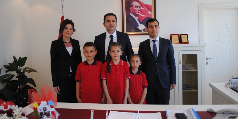 ŞAPÇI?NIN ÖĞRENCİLERİ KAYMAKAMLIK MAKAMINDA