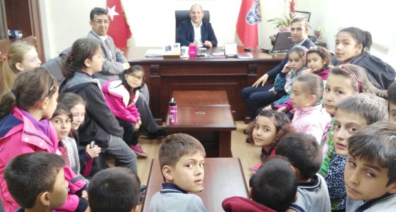 Mustafa Çetinkaya Okulu Öğrencilerinden İlçe Emniyet Müdürü Orakoğlu'na Ziyaret...