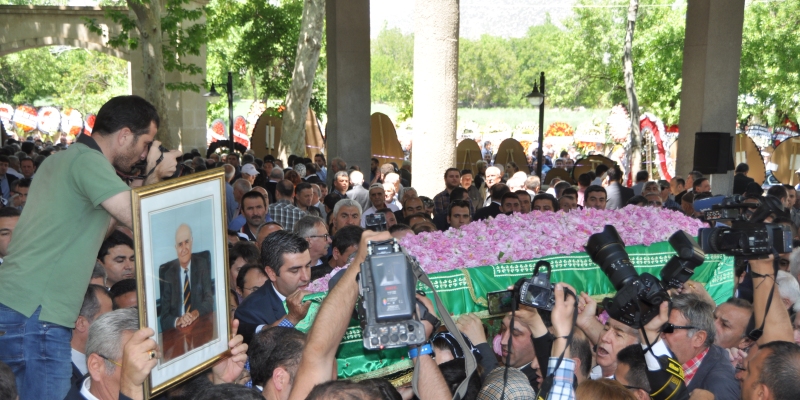 Şevket Demirel  Son Yolculuğuna Uğurlandı