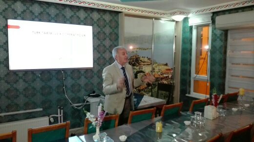 SDÜ ESKİ REKTÖRÜ PROF. DR. LÜTFÜ ÇAKMAKÇI EĞİRDİR'DE KONFERANS VERDİ
