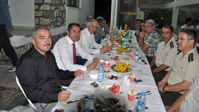 AŞAĞI GÖKDERE KÖYÜ?NDE İFTAR YEMEĞİ