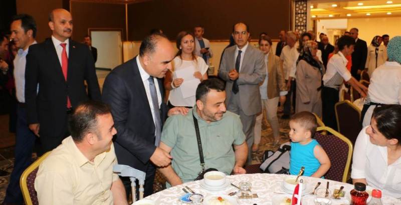 ŞEHİT AİLELERİ VE GAZİLERİMİZE İFTAR DÜZENLENDİ