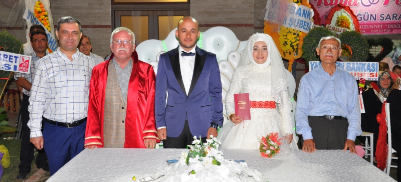 Deniz & Hüsnü Evlendi